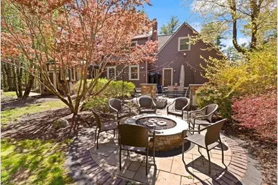 147 Randall St, Easton, MA 02356 - Photo 3