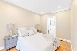 112 Armandine St, Boston, MA 02124 - Photo 19