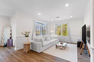 320 Middlesex Ave, Medford, MA 02155 - Photo 3