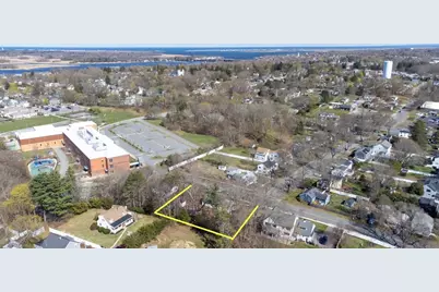 5 Murphy Ave #A, Newburyport, MA 01950 - Photo 7