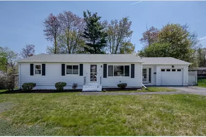 92 Parker St, Fitchburg, MA 01420 - Photo 1