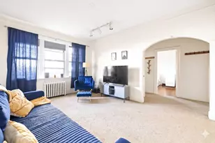 8 Chiswick Rd, Boston, MA 02135 - Photo 3