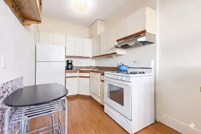 8 Chiswick Rd #6, Boston, MA 02135 - Photo 7
