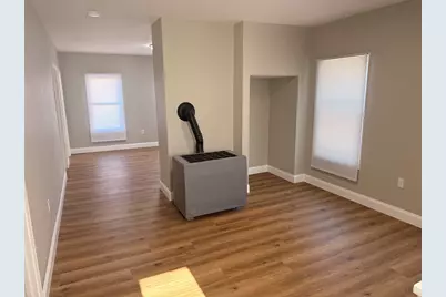 207 Belleville Ave, New Bedford, MA 02746 - Photo 5