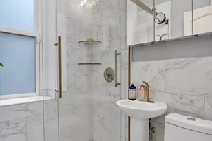 8 Garrison St, Boston, MA 02116 - Photo 13