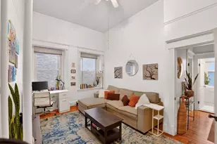 8 Garrison St, Boston, MA 02116 - Photo 3