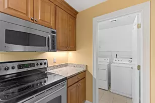 1 Lenox St, Norwood, MA 02062 - Photo 15