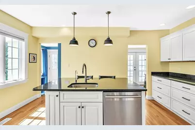 209 Beech St, Boston, MA 02131 - Photo 23