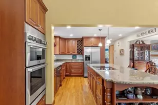 70 Wesson St, Grafton, MA 01536 - Photo 17