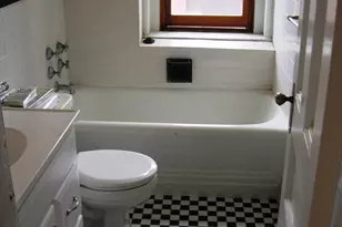 8 Garrison St, Boston, MA 02116 - Photo 11