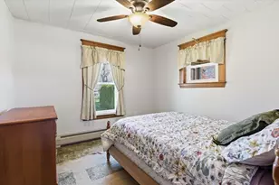 4263 Acushnet Ave, New Bedford, MA 02745 - Photo 11