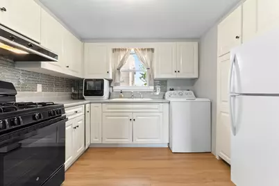 107 Bay View Ave, Salem, MA 01970 - Photo 19