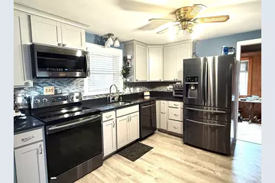 26 McDevitt Road, Randolph, MA 02368 - Photo 7