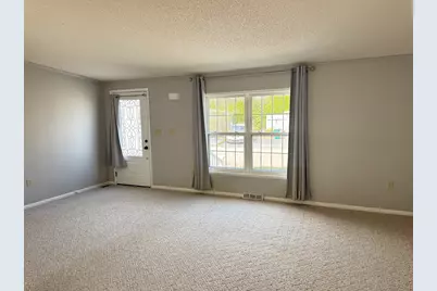 9 Kylee Drive, Plainville, MA 02762 - Photo 5