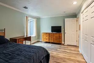 330 Sunderland Rd, Worcester, MA 01118 - Photo 19