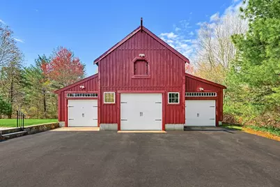 810 Glebe St., Taunton, MA 02780 - Photo 3