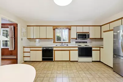 291 Forest Glen, West Springfield, MA 01089 - Photo 7