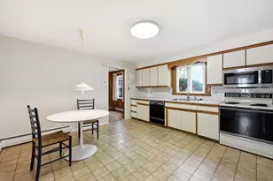 291 Forest Glen, West Springfield, MA 01089 - Photo 9