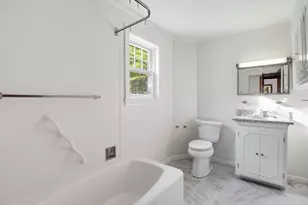 285 W Meadow Rd, Lowell, MA 01854 - Photo 15