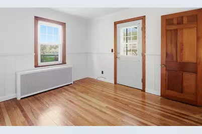 285 W Meadow Rd, Lowell, MA 01854 - Photo 17