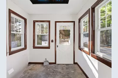 285 W Meadow Rd, Lowell, MA 01854 - Photo 29