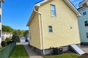 16 Caprera Rd, Worcester, MA 01604 - Photo 5