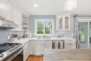 24 Maple St, West Brookfield, MA 01585 - Photo 7