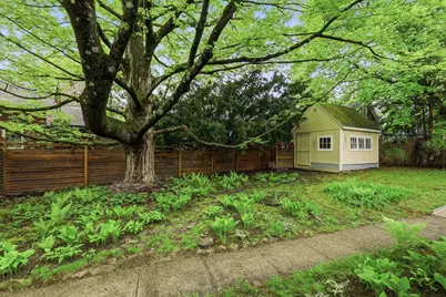 106 Chestnut St, Northampton, MA 01062 - Photo 5