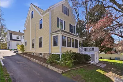 19 Sherman St #2, Lexington, MA 02420 - Photo 3