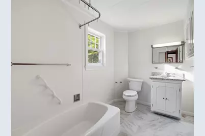 285 W Meadow Rd, Lowell, MA 01854 - Photo 15