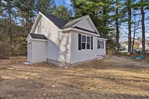 285 W Meadow Rd, Lowell, MA 01854 - Photo 31