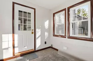 285 W Meadow Rd, Lowell, MA 01854 - Photo 27