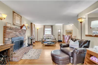 17 John St, Reading, MA 01867 - Photo 7