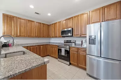3 Harvest Dr #310, North Andover, MA 01845 - Photo 3