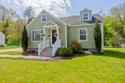 40 Susan Ave, South Hadley, MA 01075 - Photo 5
