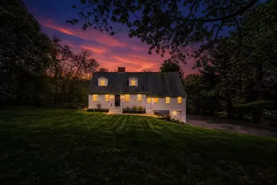 692 Cronin Rd, Warren, MA 01585 - Photo 1