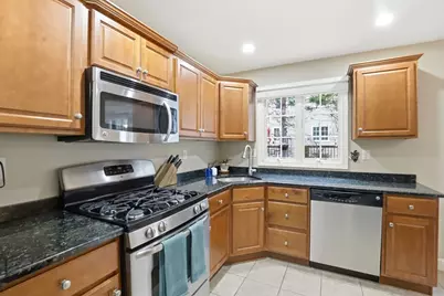 300 Justin Dr. #2, Weymouth, MA 02188 - Photo 7