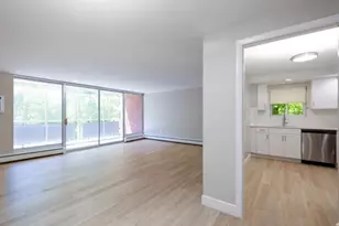 7 Stonehill, Stoneham, MA 02180 - Photo 3