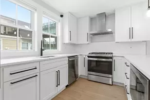 78 Tremont St, Boston, MA 02129 - Photo 9