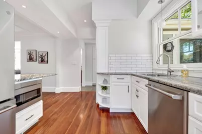 84 Lincoln St, Melrose, MA 02176 - Photo 7