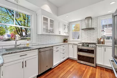 84 Lincoln St, Melrose, MA 02176 - Photo 5