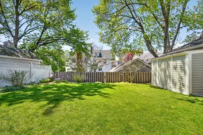 84 Lincoln St, Melrose, MA 02176 - Photo 39