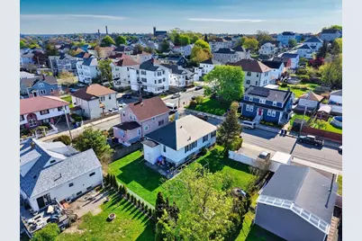 627 King St, Fall River, MA 02724 - Photo 9