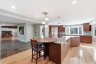 8 Hillside Rd, Southbridge, MA 01550 - Photo 5