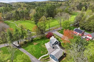 8 Hillside Rd, Southbridge, MA 01550 - Photo 35