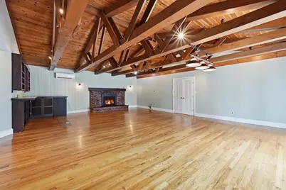 8 Hillside Rd, Southbridge, MA 01550 - Photo 11