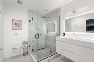 10 Ocean Ave, Revere, MA 02151 - Photo 17