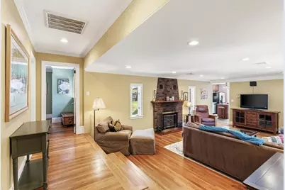 30 Horne Ave, Medford, MA 02155 - Photo 15