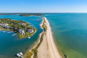 35 Shore Dr, Mashpee, MA 02649 - Photo 3