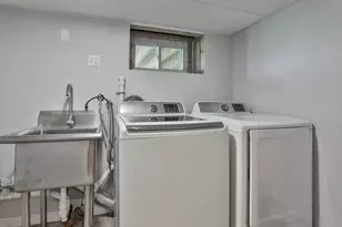 17 Gorham St, Lawrence, MA 01843 - Photo 33